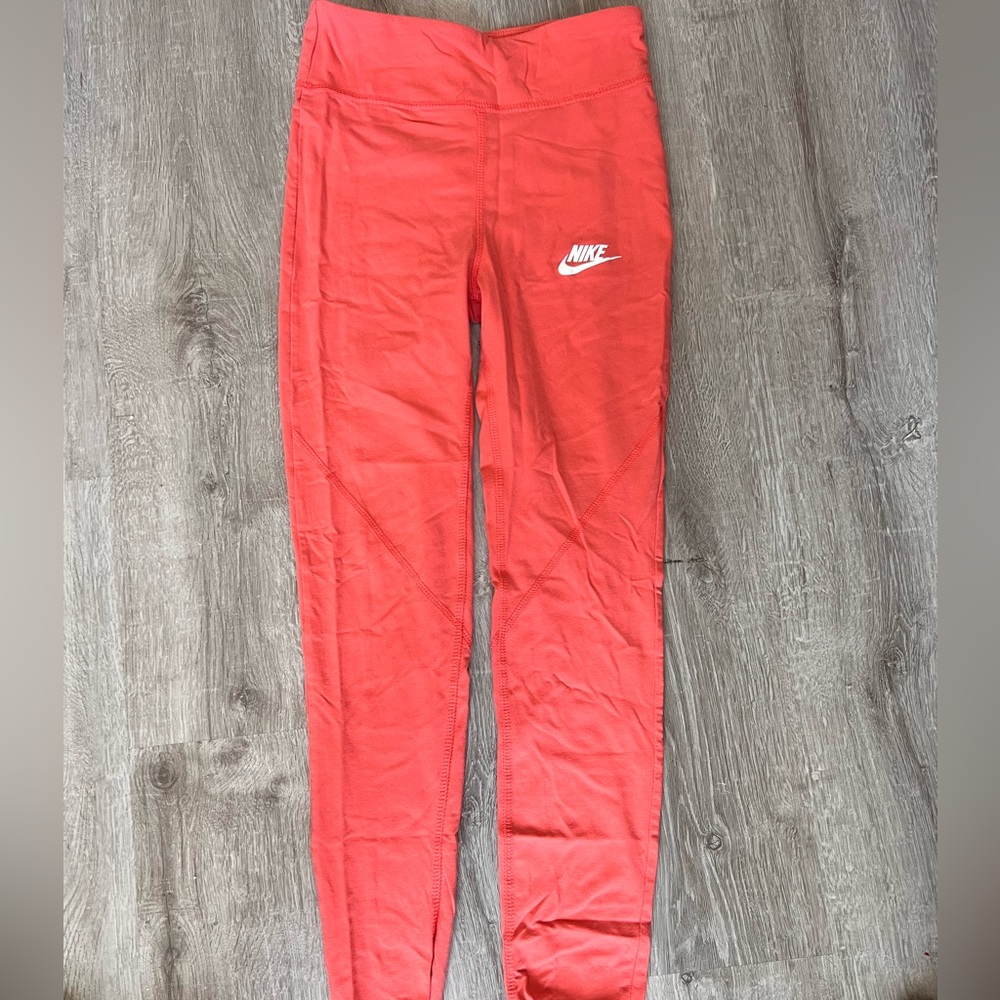 Coral Nike leggings
